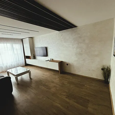 122 דירה בורגאס